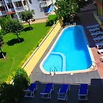 Ryor - Breakfast And Free Parking 3* Napospart