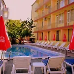 Szálloda Ryor - Breakfast And Free Parking