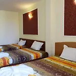 Szálloda Ryor - Breakfast And Free Parking 3*