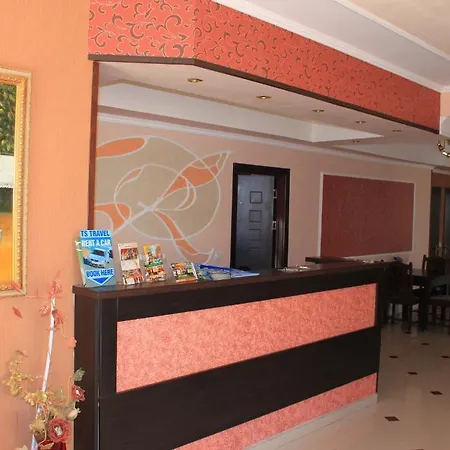 Hotel Ryor Hotel - Restaurant & Free Parking