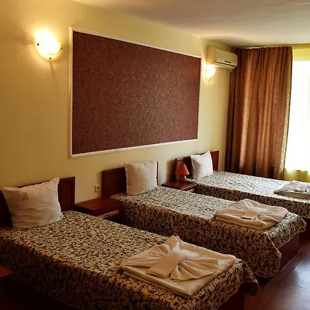 Ryor - Breakfast And Free Parking Sunny Beach