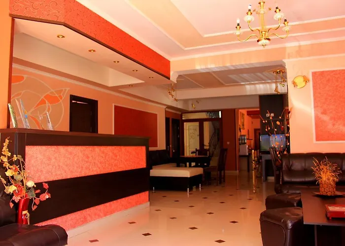 Отель Ryor - Breakfast And Free Parking