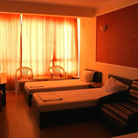 Ryor - Breakfast And Free Parking Sunny Beach