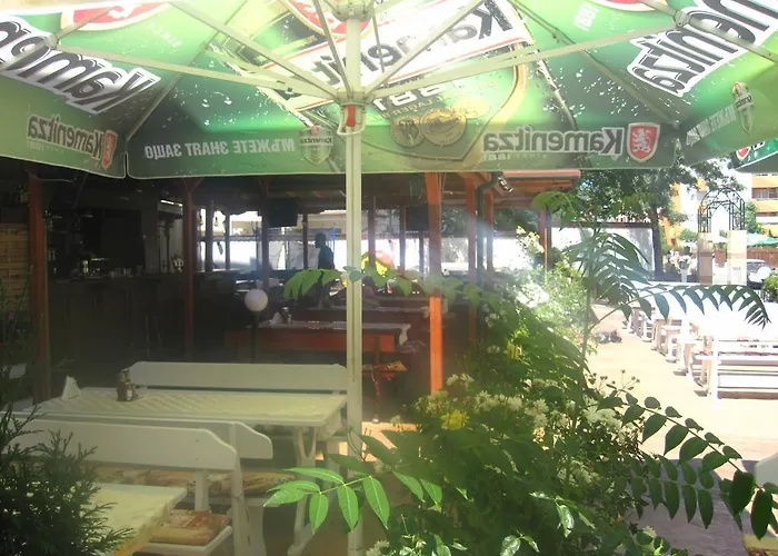 Отель Ryor - Breakfast And Free Parking Солнечный берег