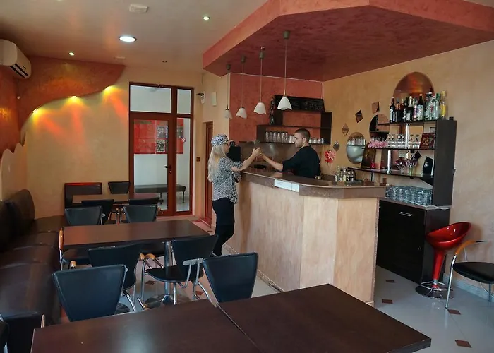 Ryor - Breakfast And Free Parking Солнечный берег